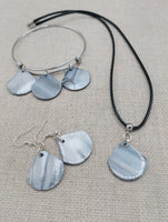 Mother of Pearl Jewelry Set Necklace Earrings Bracelet Set Gift Women Adjustable