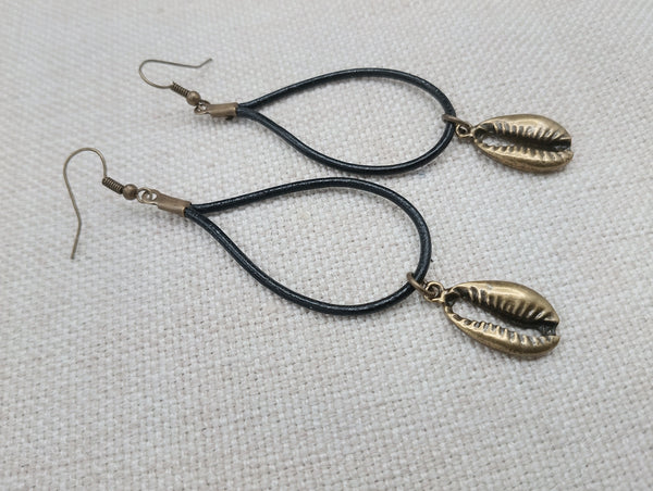 Women Earrings Long Dangle Cowrie Black Antique Bronze Jewelry