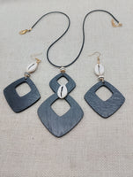 Women's Jewelry Set Black Ethnic Boho Fashion Style Statement Necklace Earrings Cowrie