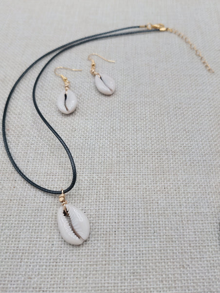 Women Cowrie Jewelry Set Necklace Earrings Black Cord Gold Tone Small Ethnic Statement