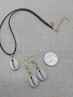 Women Cowrie Jewelry Set Necklace Earrings Black Cord Gold Tone Small Ethnic Statement