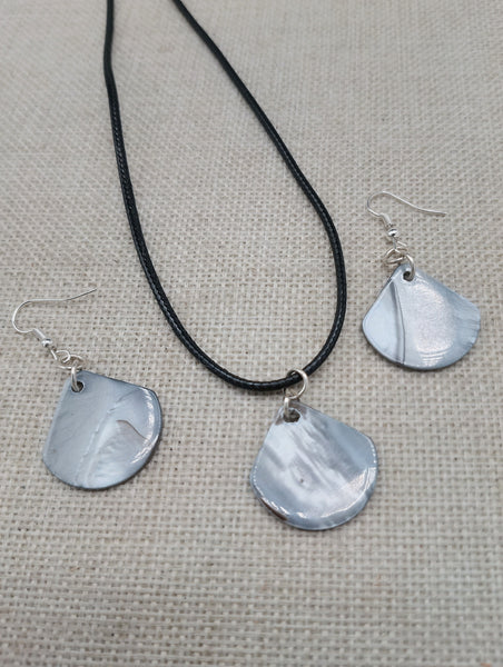 Mother of Pearl Jewelry Set  Necklace Earrings Black Cord Women Boho Beach Silver