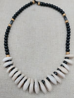 Women's Cowrie Shell Necklace Black Gold Beaded Jewelry Ethnic Fashion Statements Gift